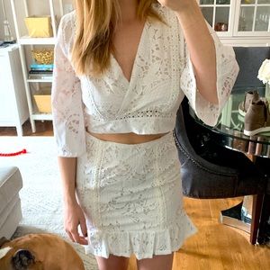 VICI Two piece white eyelet set